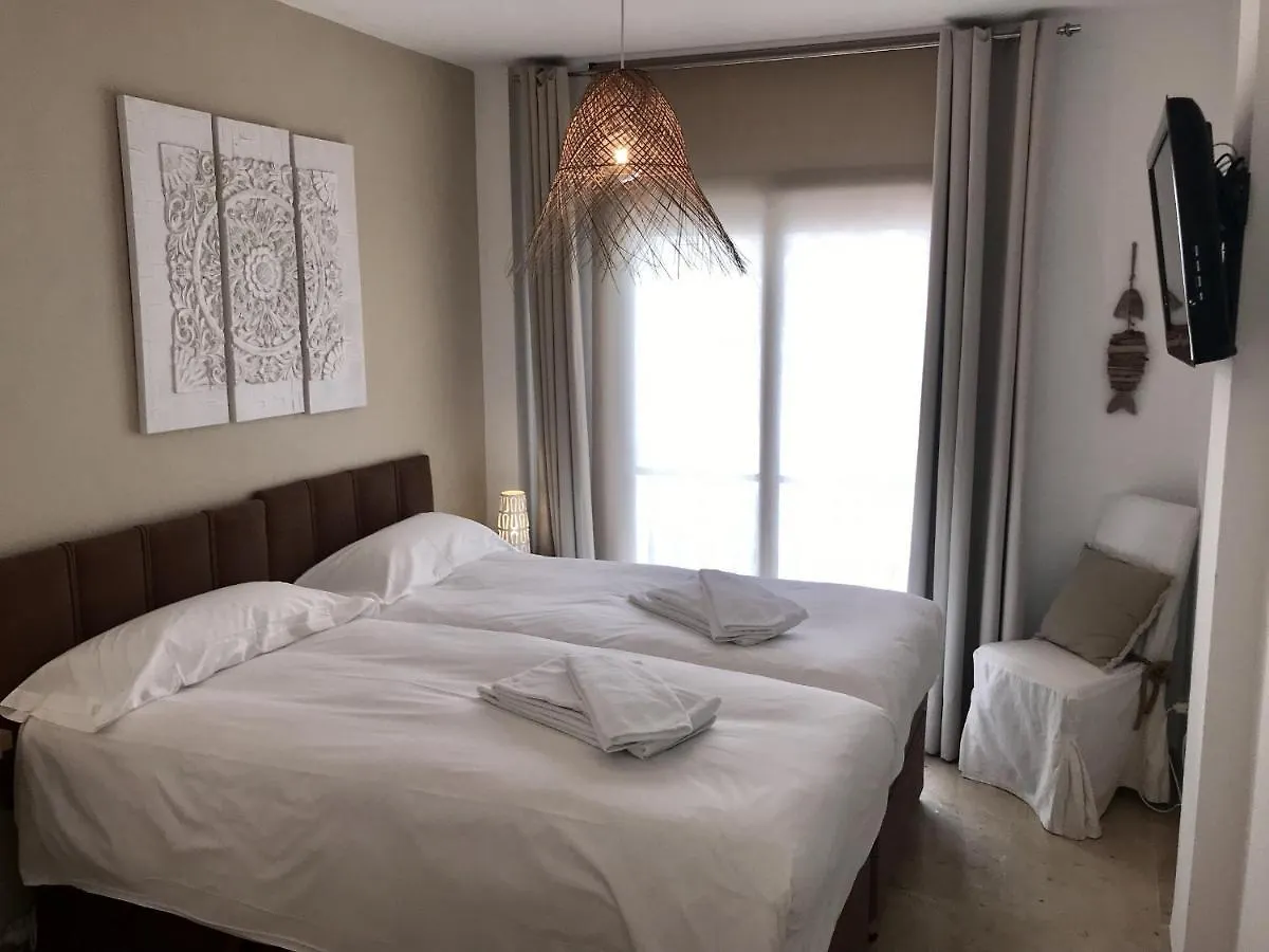 2204-Luxury Apt On The Beach,New,On Duquesa Port! Manilva Apartment